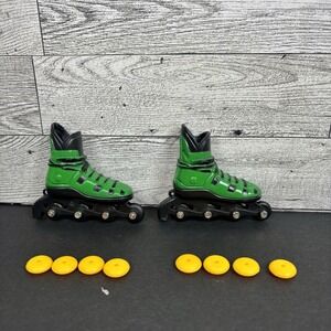 Finger Roller Mini Inline Skates Freestyle Tech Deck Fingerboard Toy
